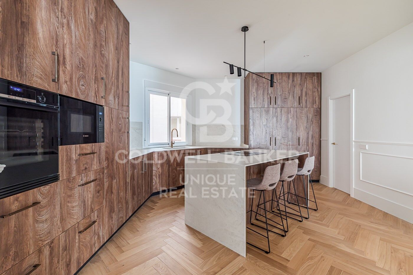 Renovated exterior apartment in Castellana, Madrid