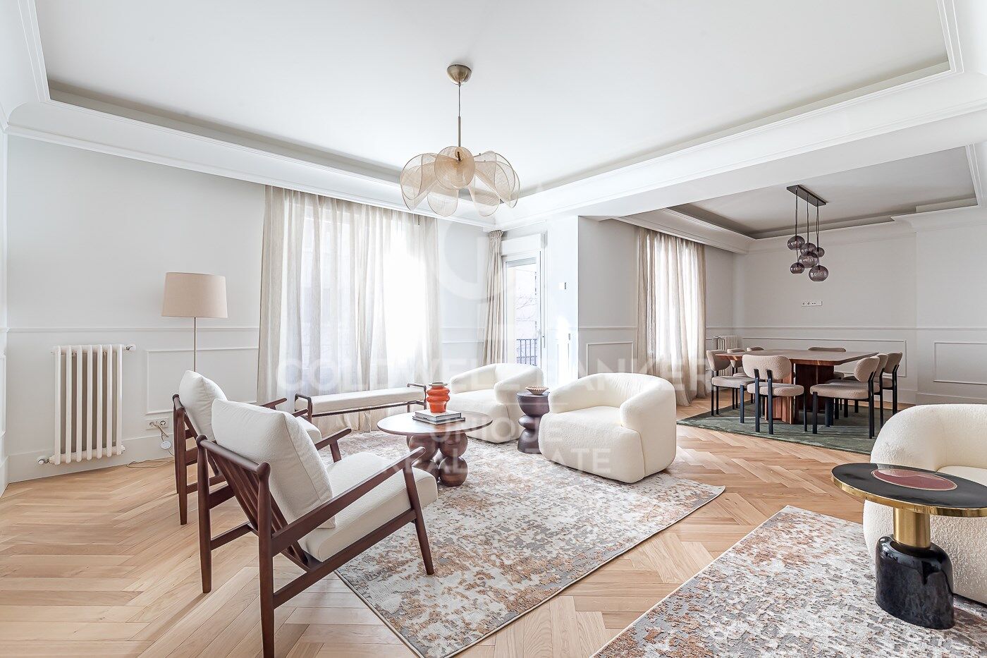 Renovated exterior apartment in Castellana, Madrid