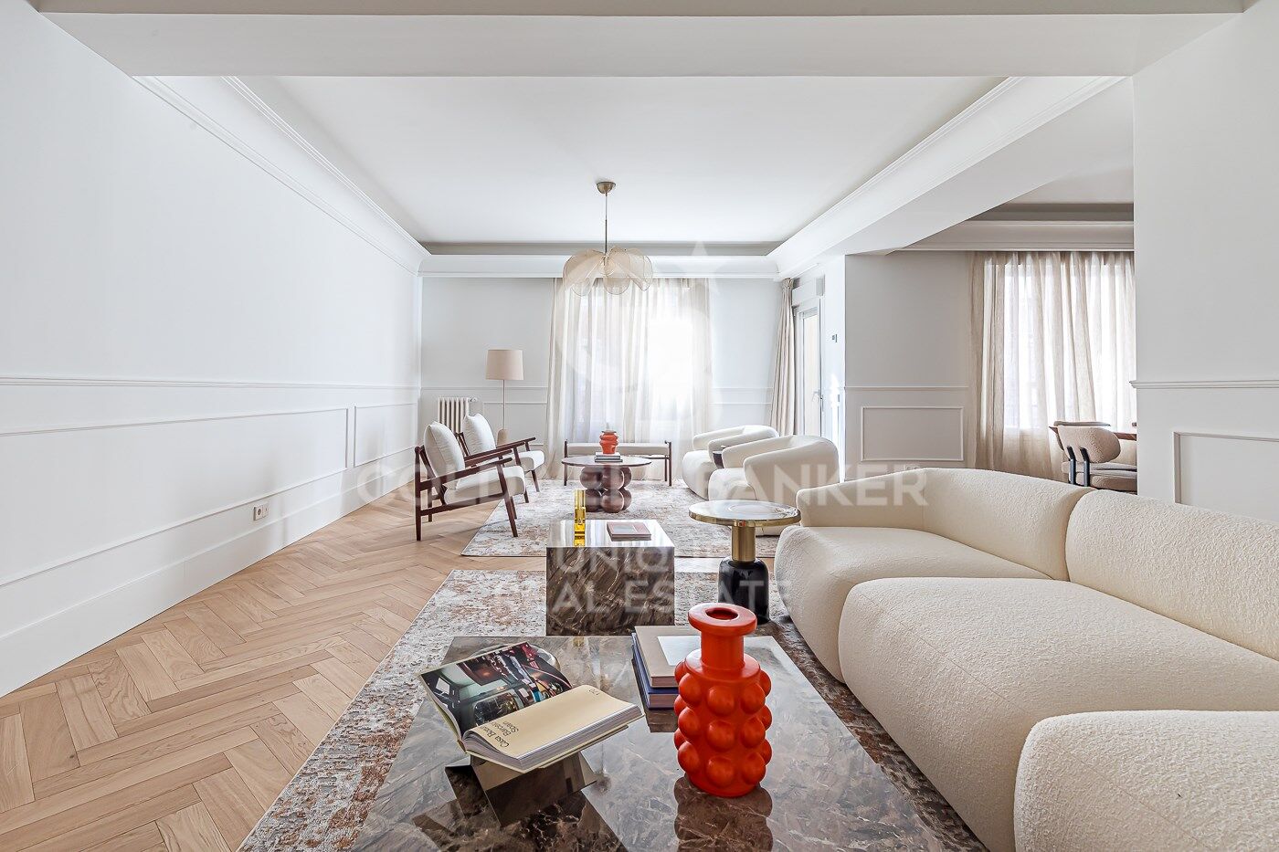 Renovated exterior apartment in Castellana, Madrid
