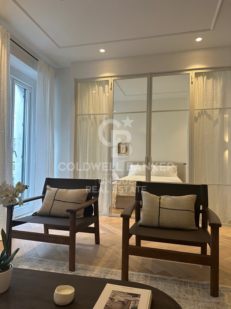 Renovated exterior flat in Justicia, Madrid