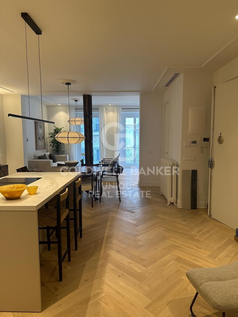 Renovated exterior flat in Justicia, Madrid