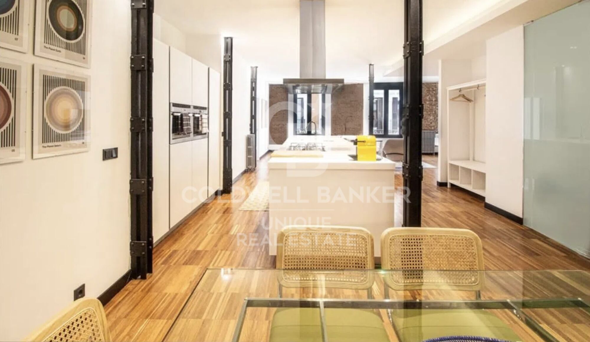 Renovated exterior apartment in the center of Madrid