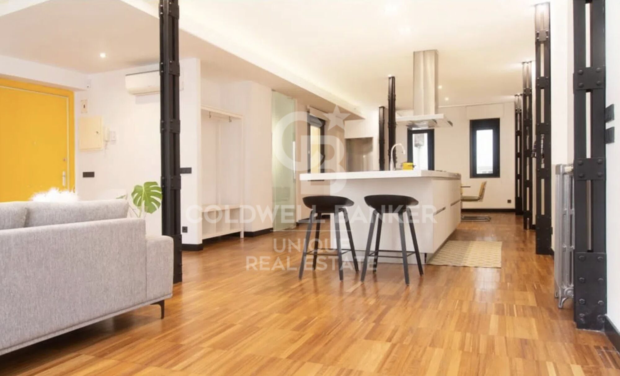 Renovated exterior apartment in the center of Madrid