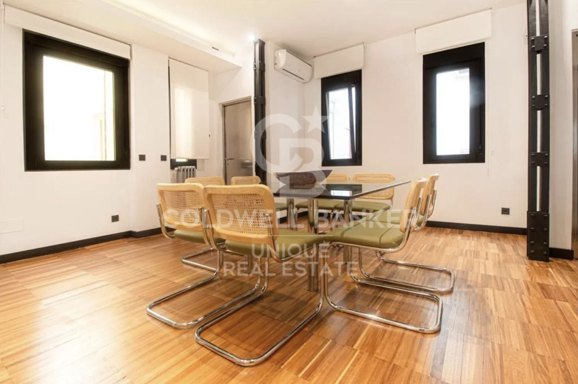 Renovated exterior apartment in the center of Madrid