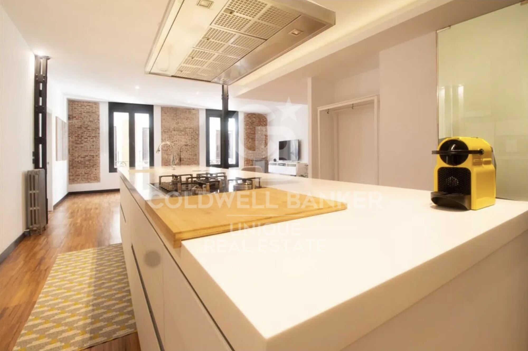 Renovated exterior apartment in the center of Madrid