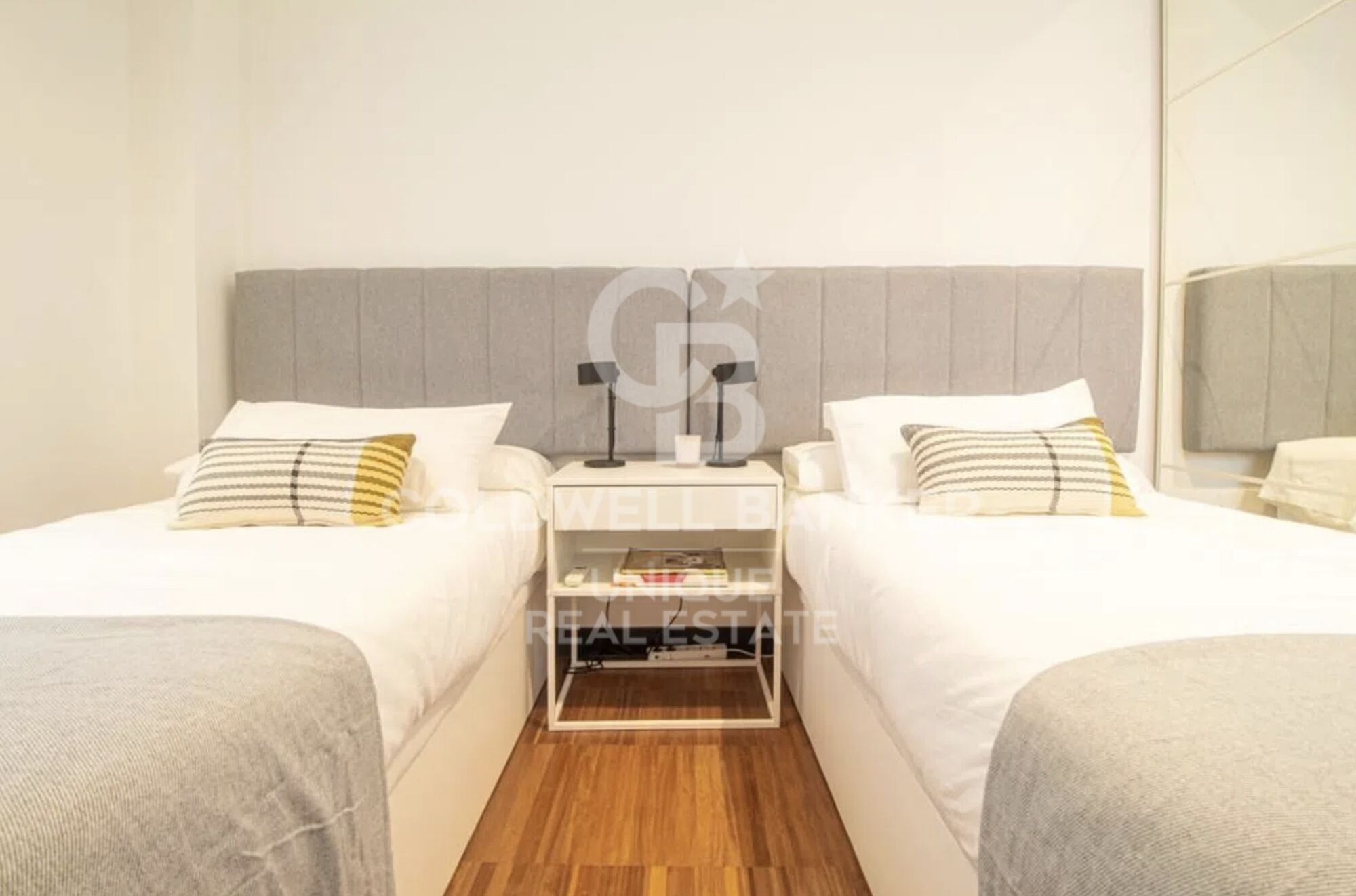 Renovated exterior apartment in the center of Madrid