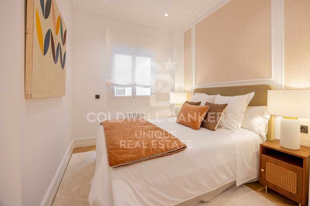 Renovated Three-Bedroom Apartment in the Heart of Almagro
