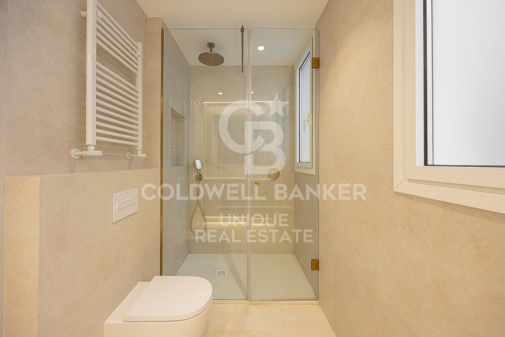 Renovated Three-Bedroom Apartment in the Heart of Almagro