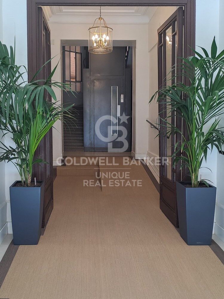 Renovated Three-Bedroom Apartment in the Heart of Almagro