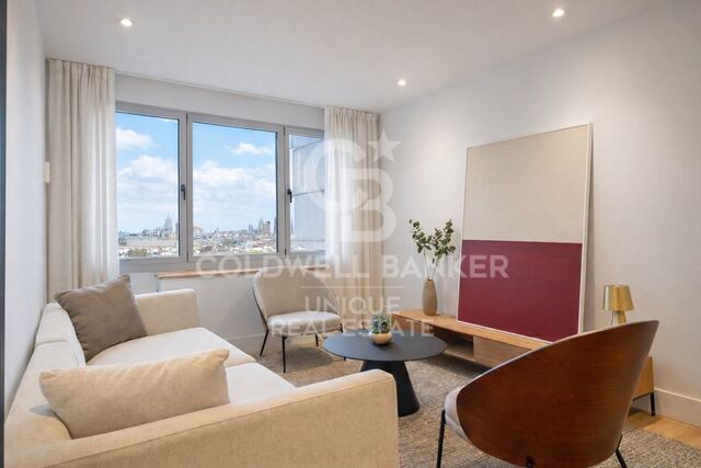 1-bedroom exterior flat in Colón, Madrid