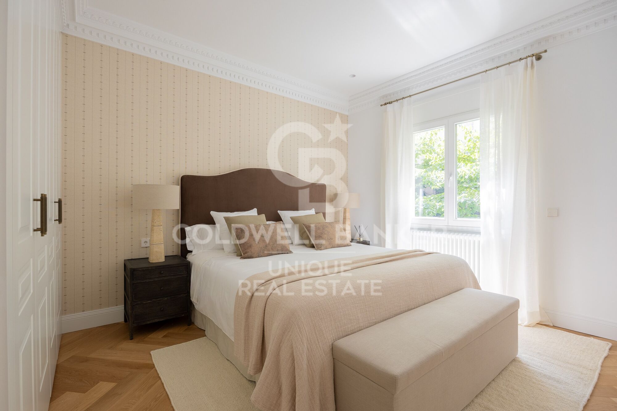 Renovated three-bedroom apartment in Castellana, Madrid