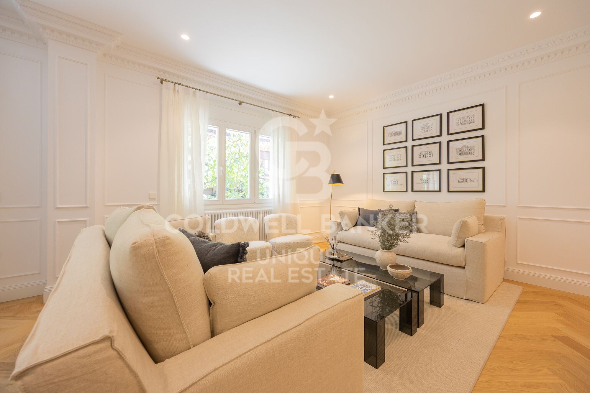 Renovated three-bedroom apartment in Castellana, Madrid