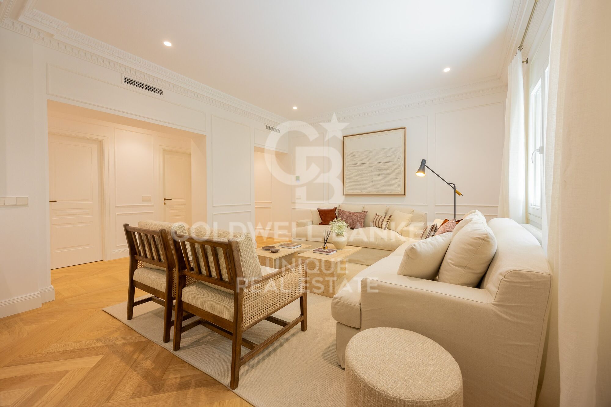 Renovated three-bedroom apartment in Castellana, Madrid