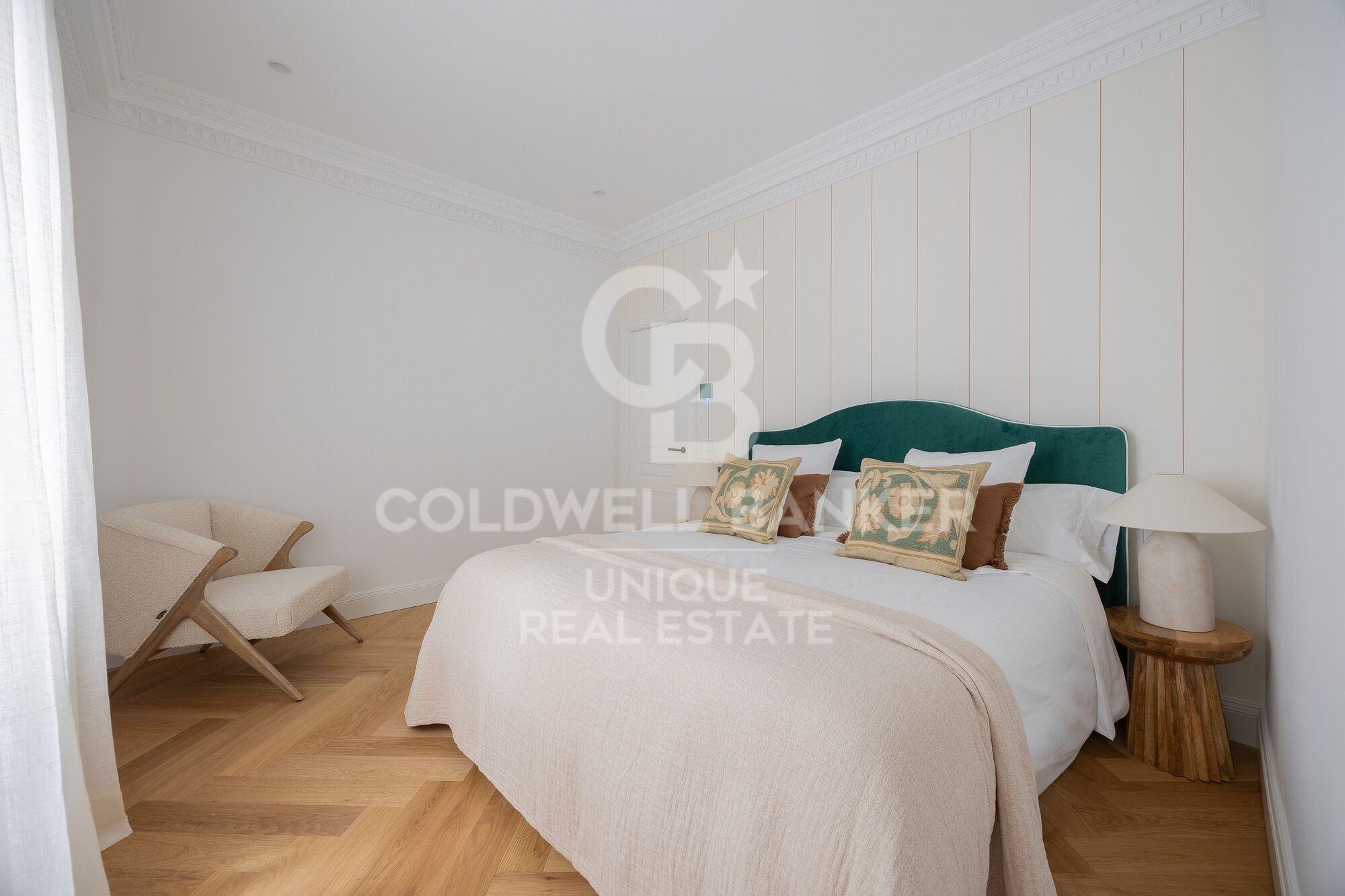Renovated three-bedroom apartment in Castellana, Madrid