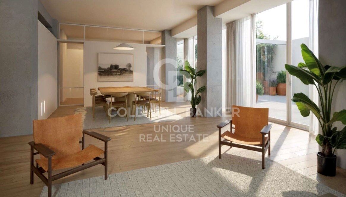 Exterior apartment to renovate with terrace in Bernabéu, Madrid