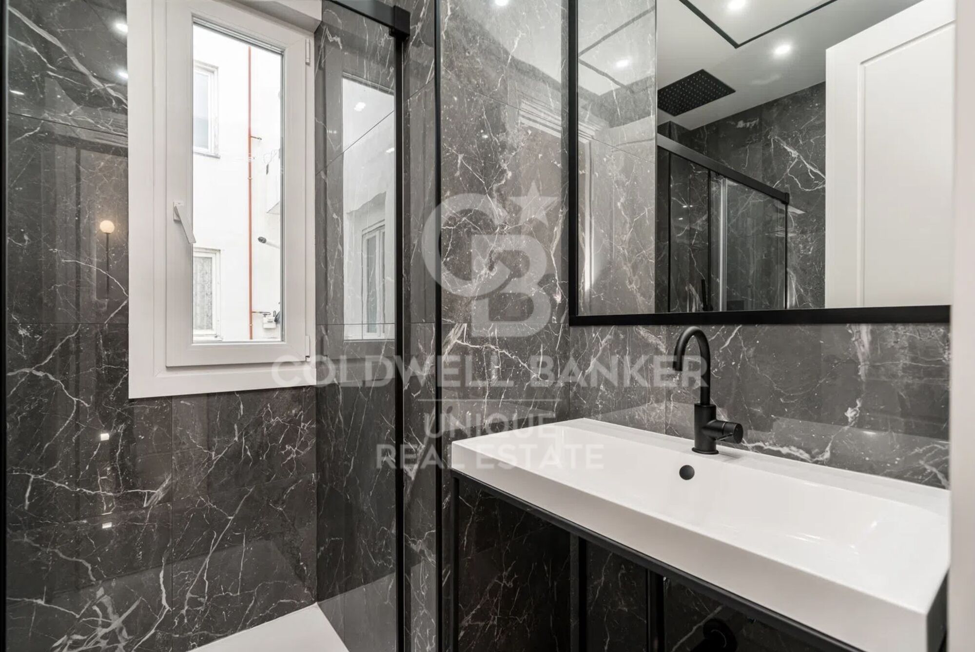 Flat 3 Bedrooms Sale Madrid