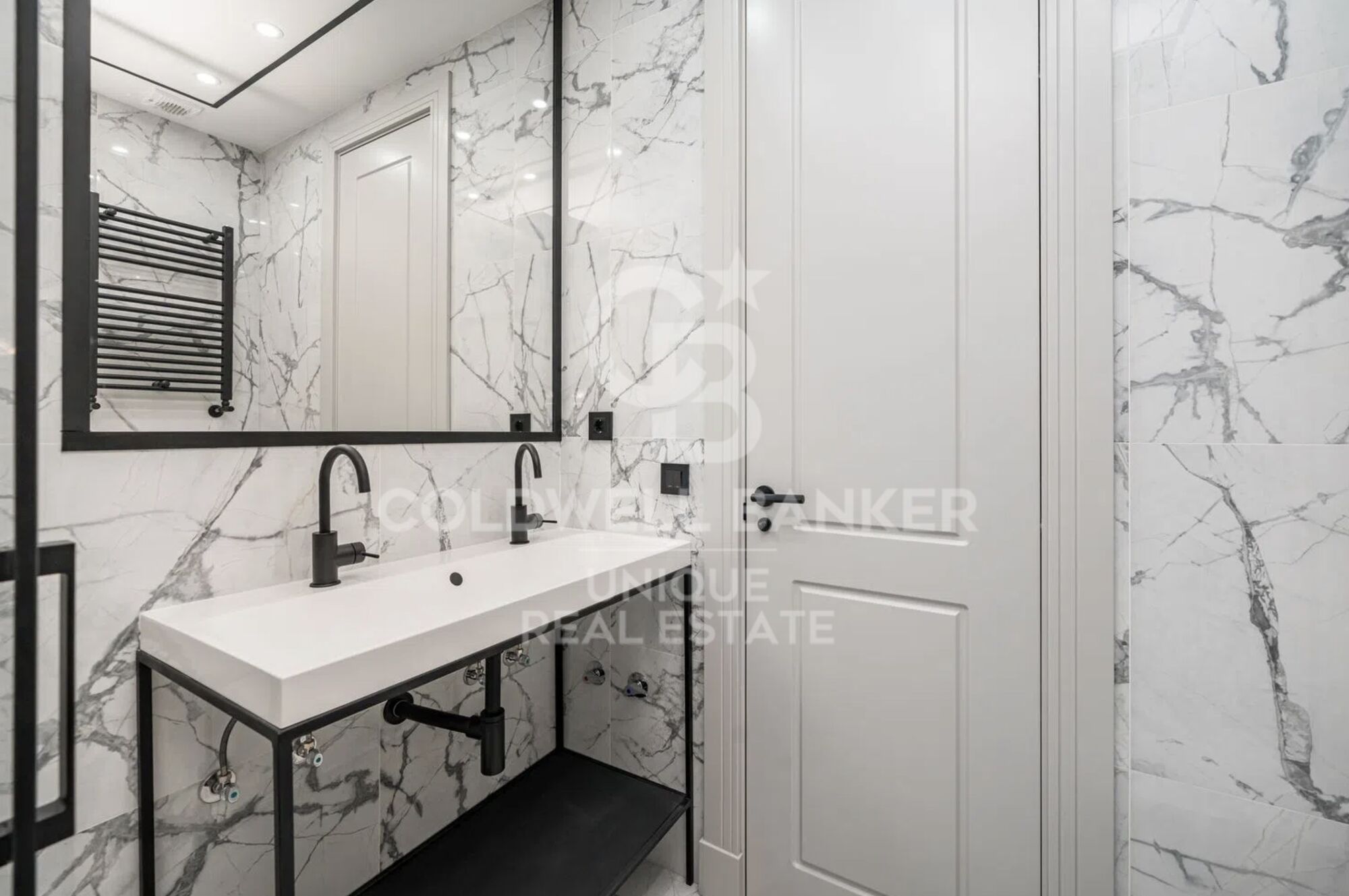 Flat 3 Bedrooms Sale Madrid