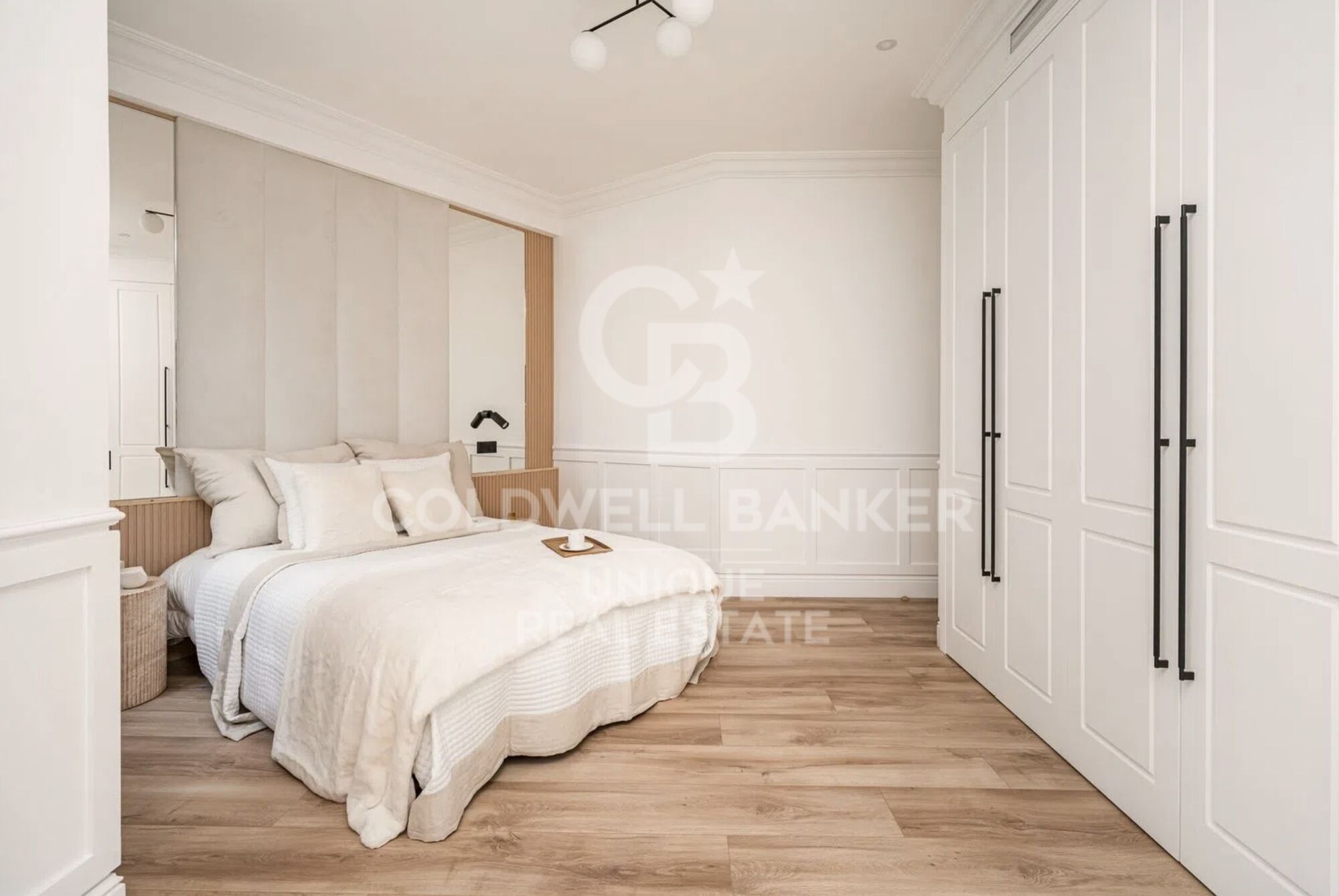 Flat 3 Bedrooms Sale Madrid
