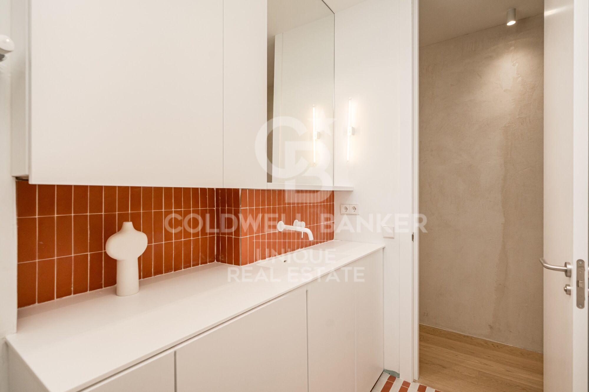 Exterior renovated apartment in Malasaña, Madrid