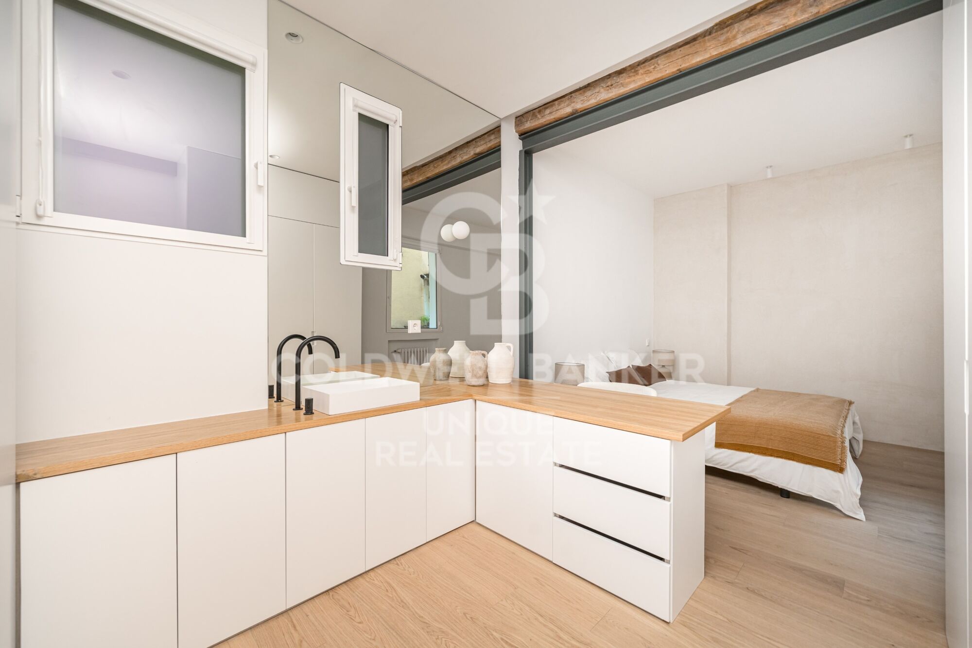 Exterior renovated apartment in Malasaña, Madrid