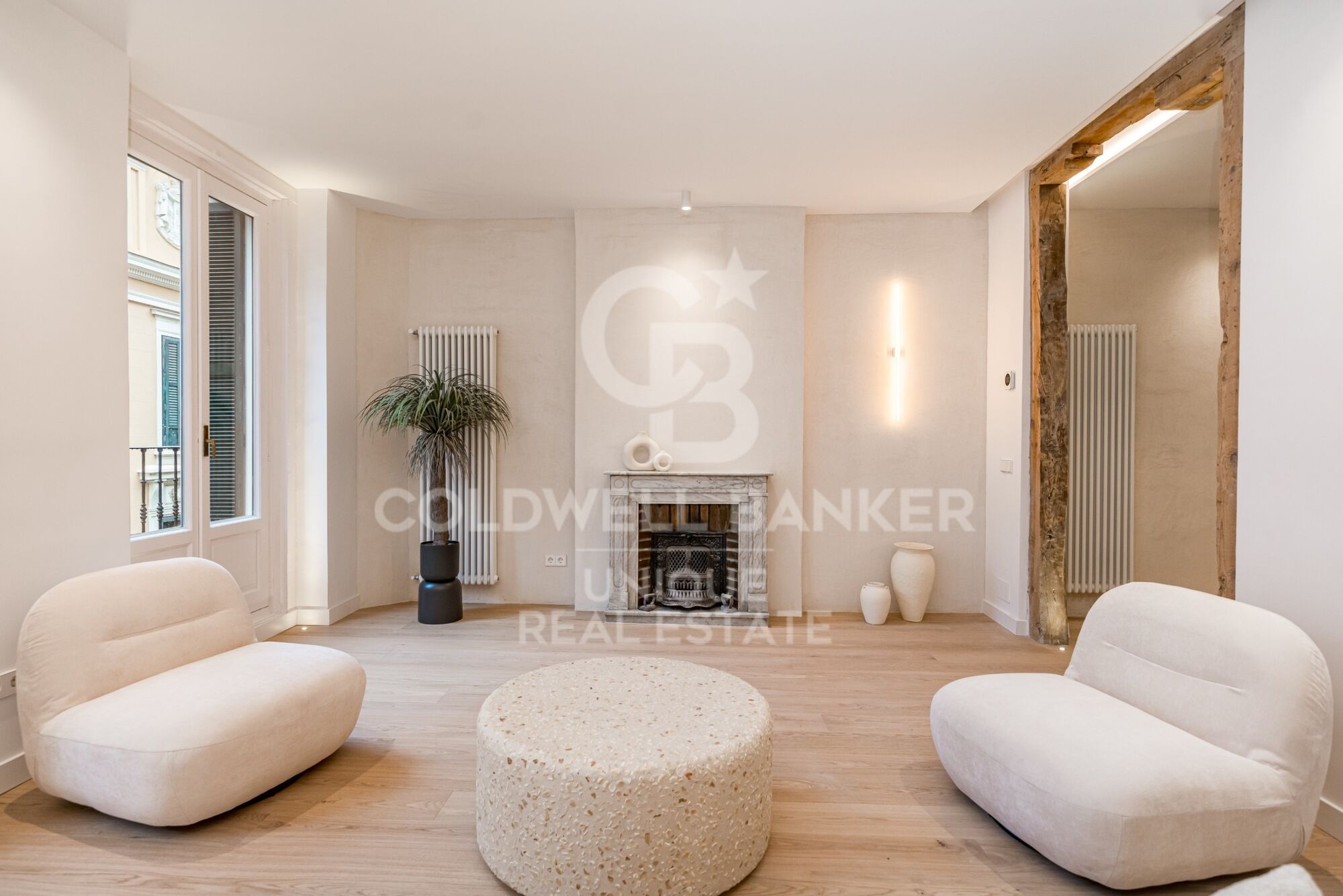 Exterior renovated apartment in Malasaña, Madrid
