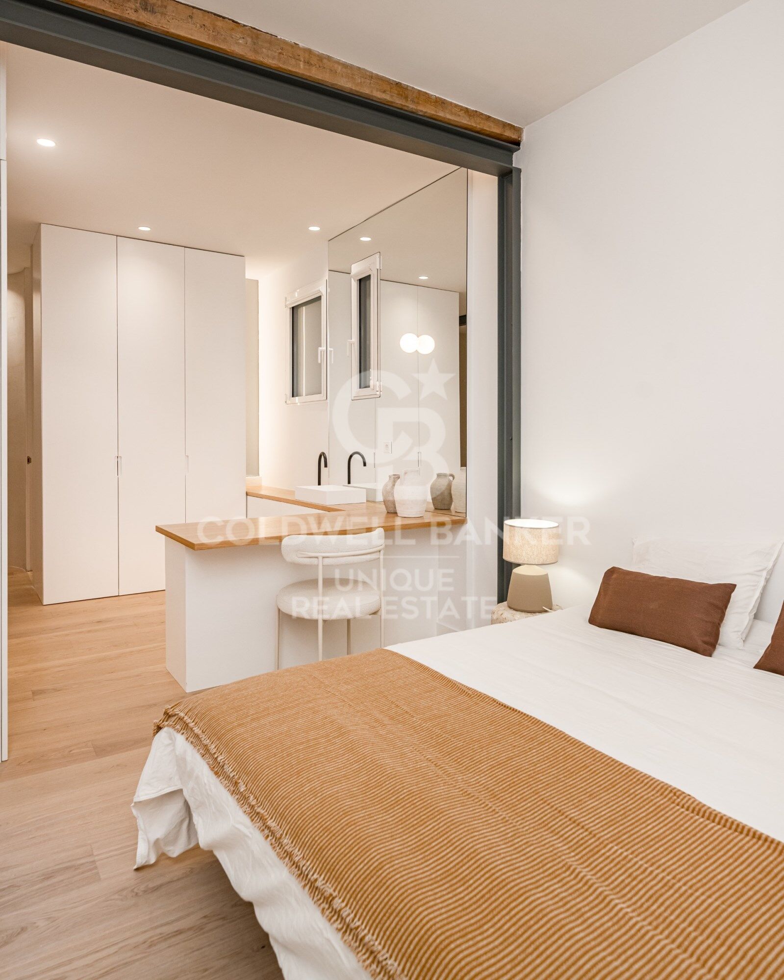 Exterior renovated apartment in Malasaña, Madrid