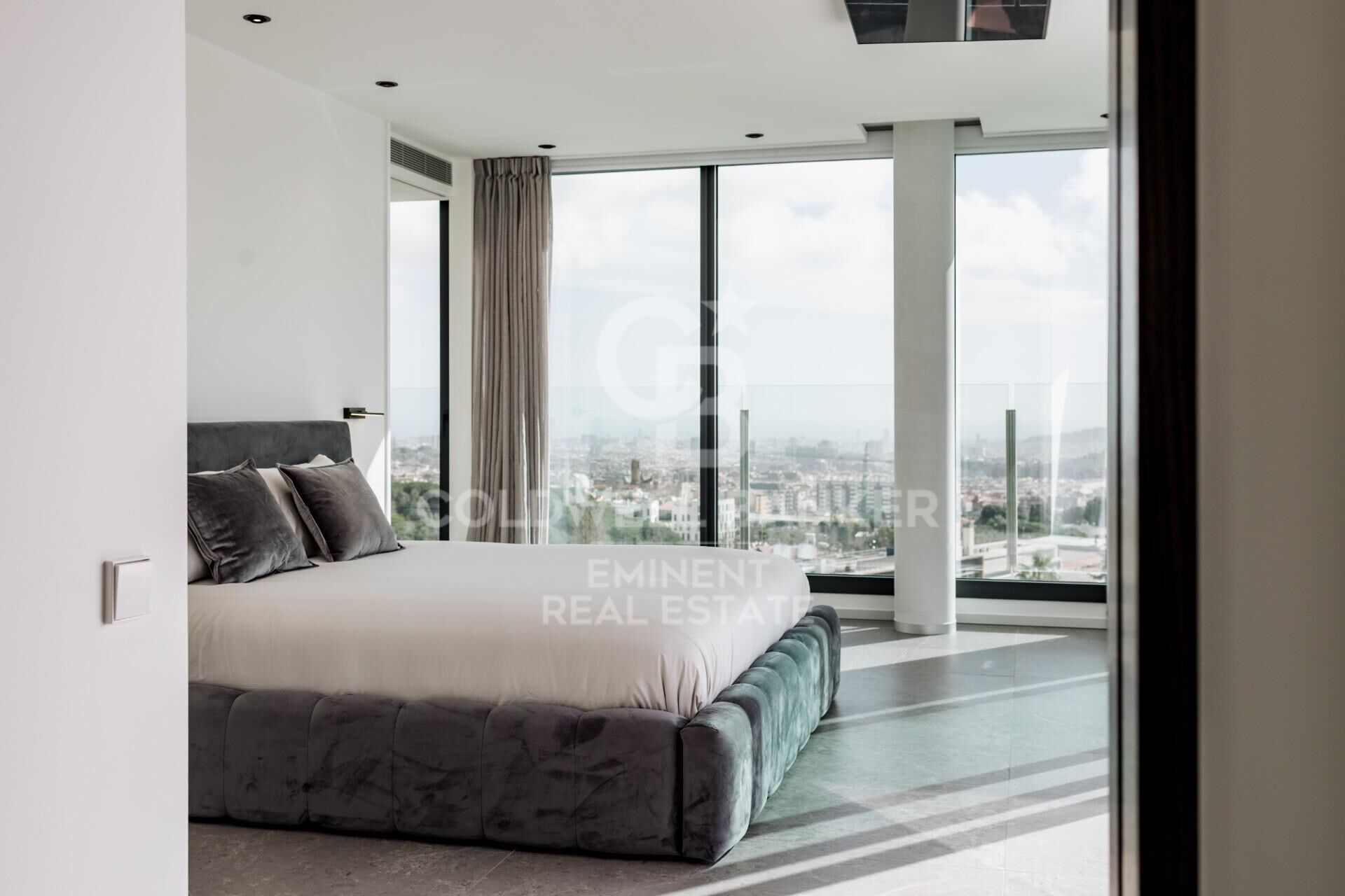 Chalet 6 Bedrooms Sale Barcelona