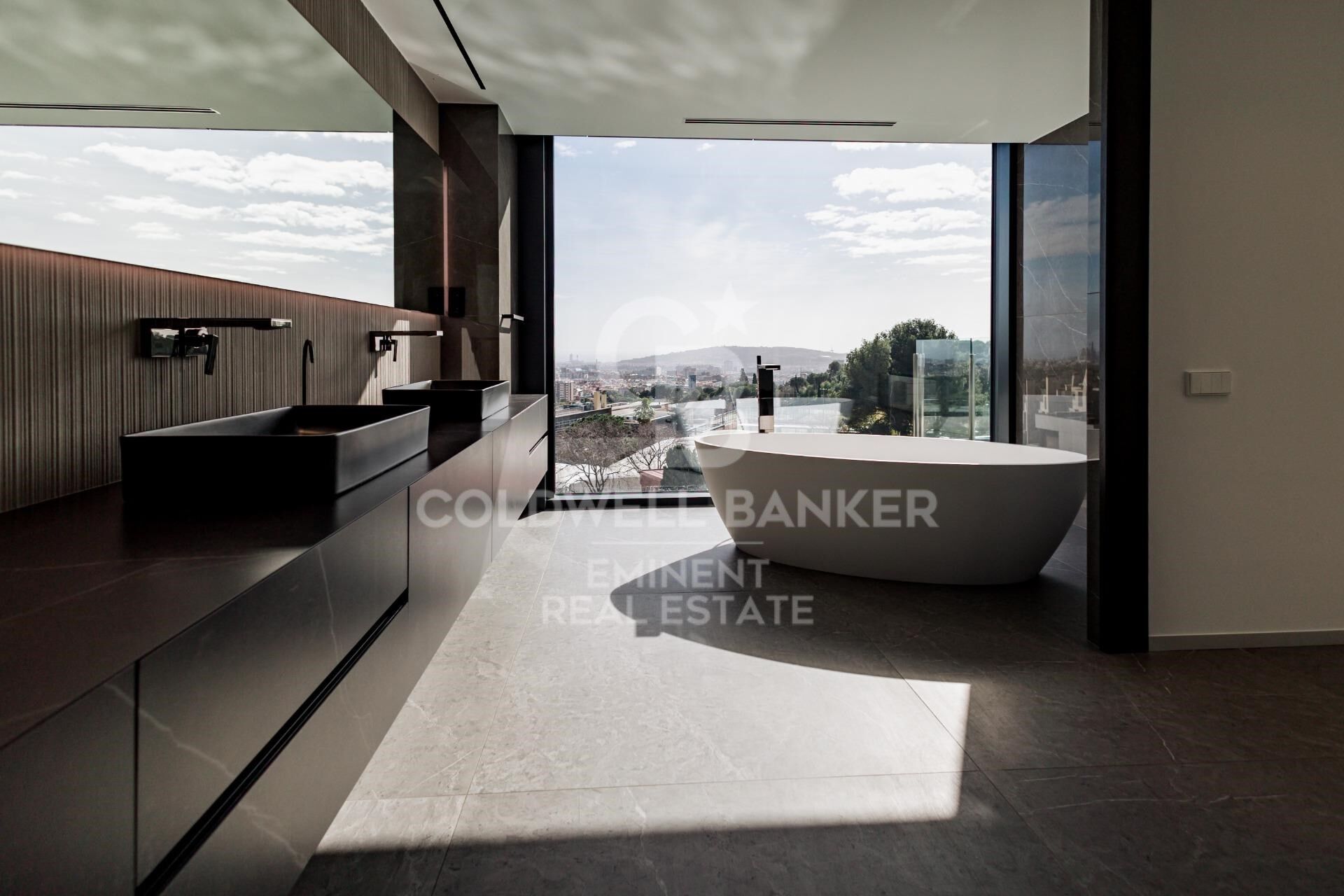 Chalet 6 Bedrooms Sale Barcelona