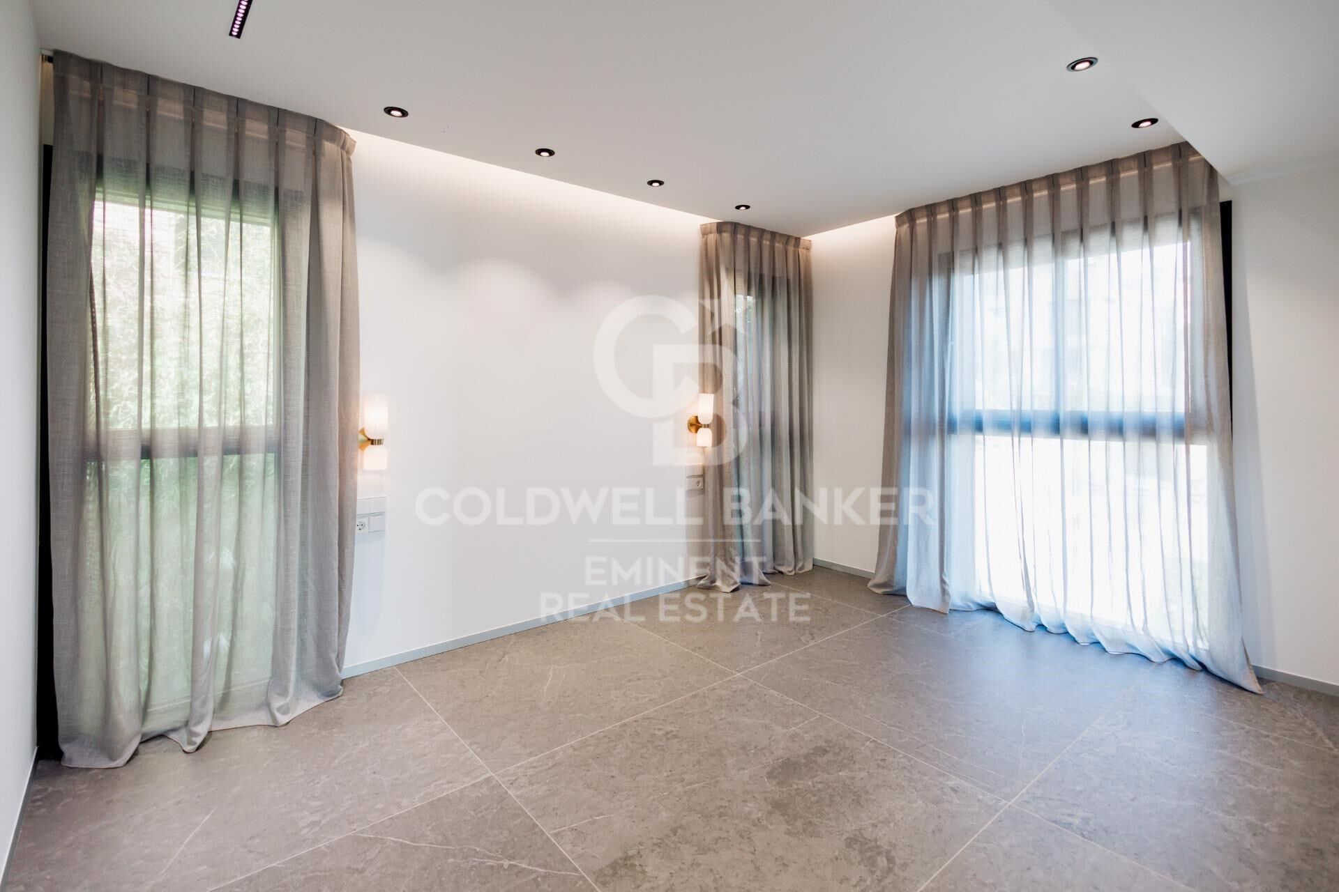 Chalet 6 Bedrooms Sale Barcelona