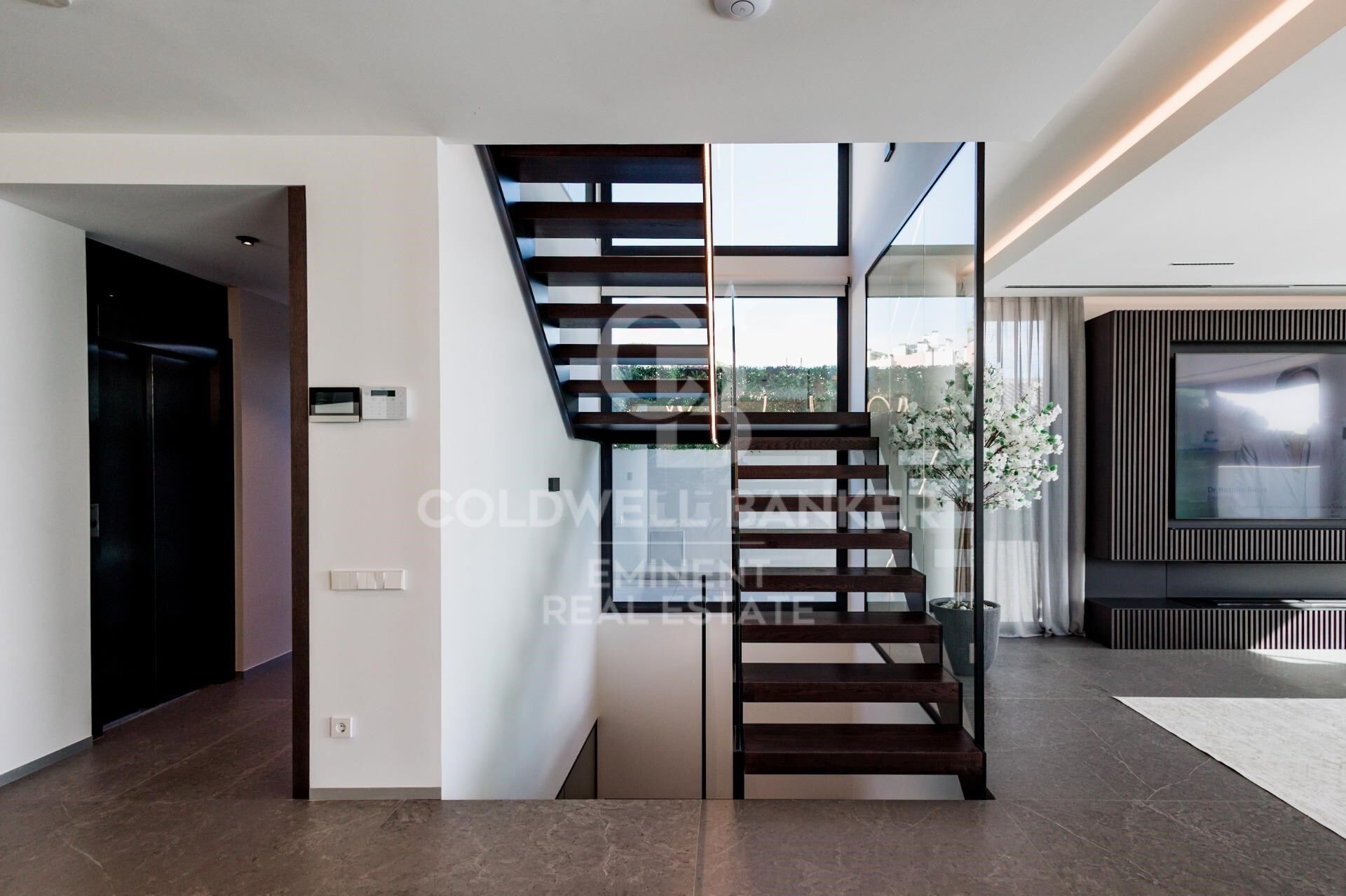 Chalet 6 Bedrooms Sale Barcelona