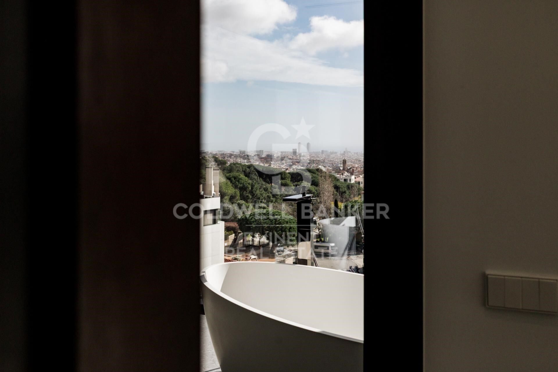 Chalet 6 Bedrooms Sale Barcelona