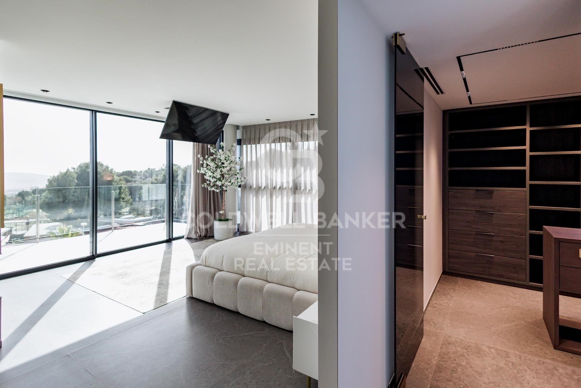 Chalet 6 Bedrooms Sale Barcelona