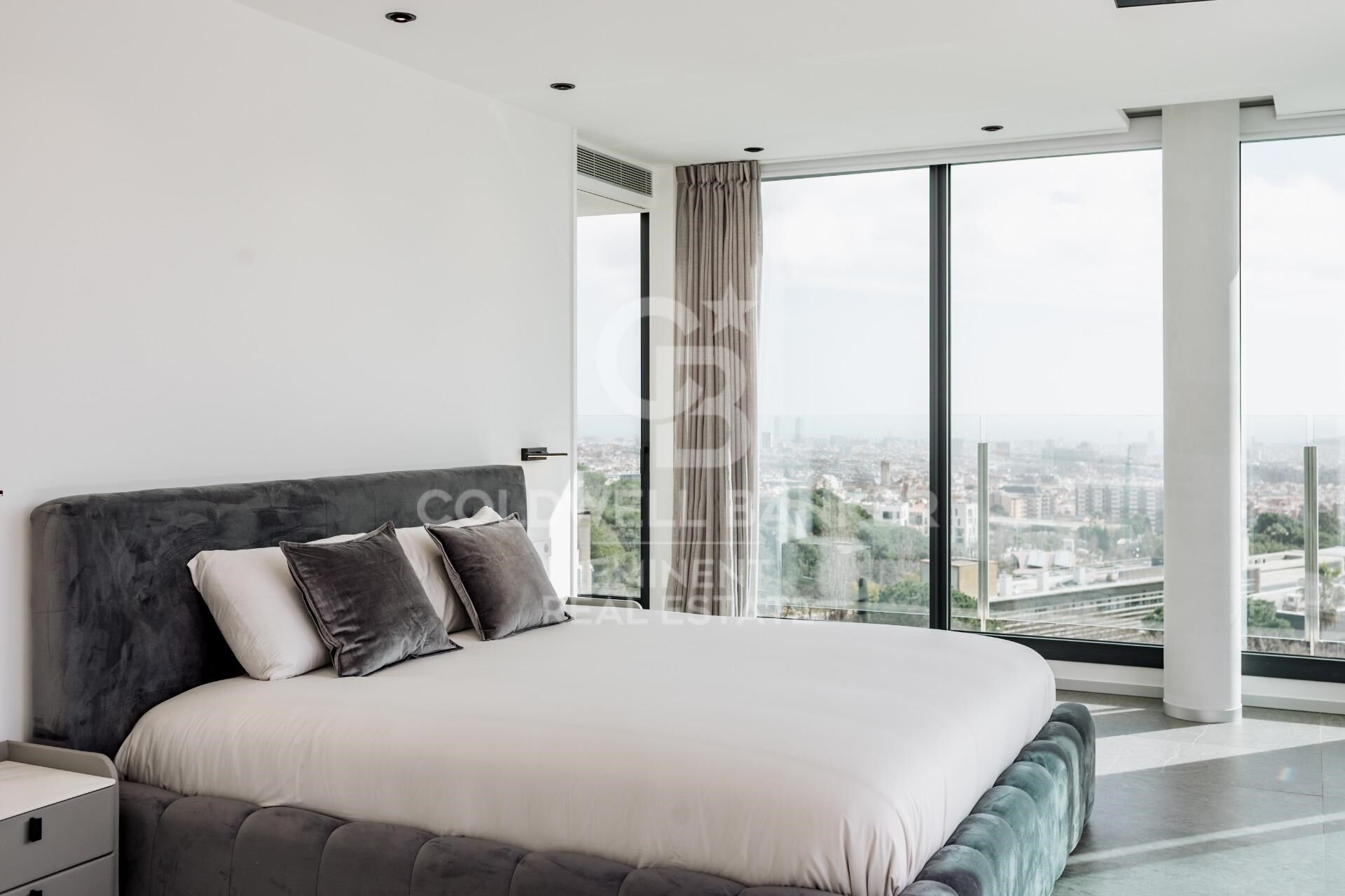 Chalet 6 Bedrooms Sale Barcelona