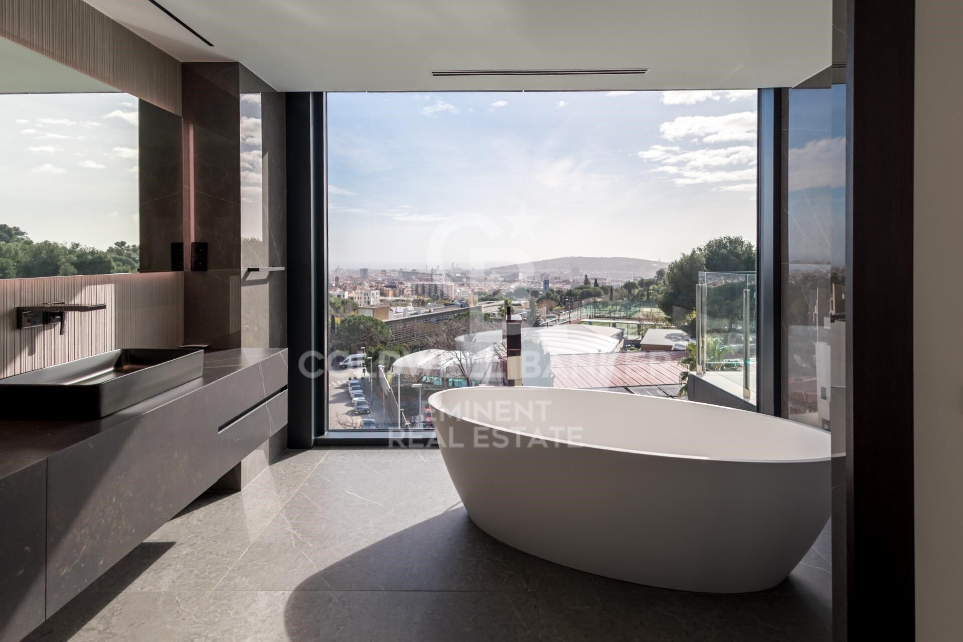 Chalet 6 Bedrooms Sale Barcelona