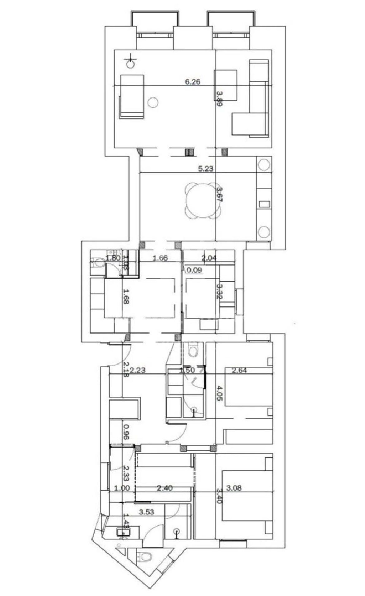 Renovated exterior apartment in Recoletos, Madrid.