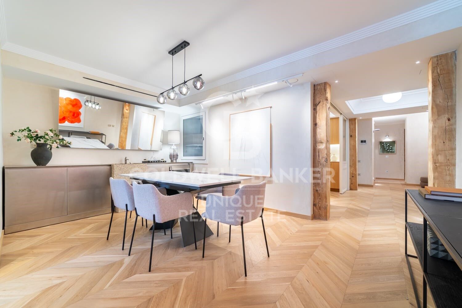 Renovated exterior apartment in Recoletos, Madrid.