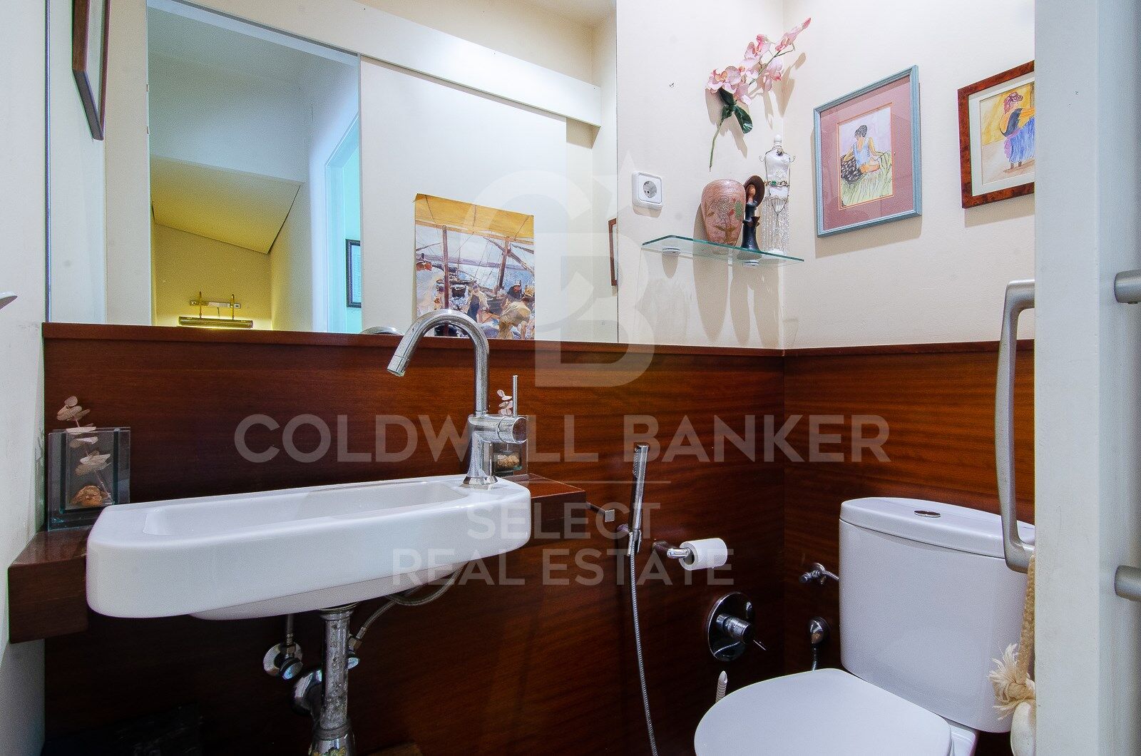 oportunidad! 2 casas adosadas + solar plano segregable al lado de la estación de Bellaterra