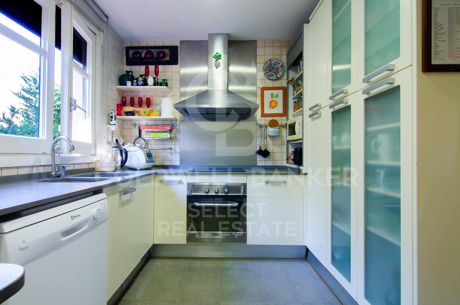 oportunidad! 2 casas adosadas + solar plano segregable al lado de la estación de Bellaterra