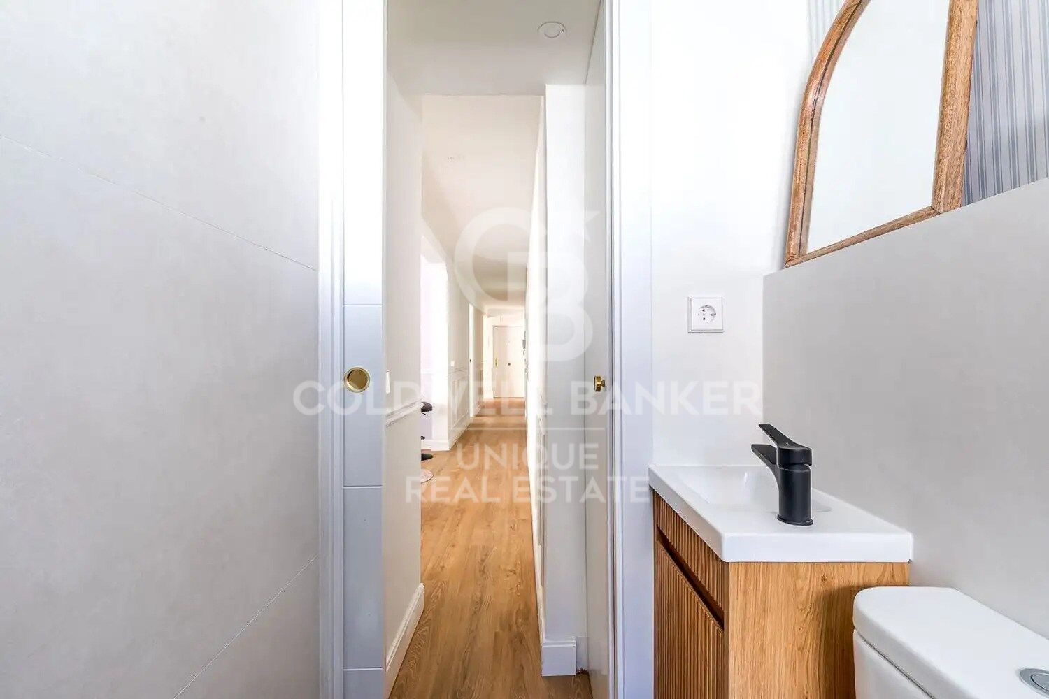 Flat 2 Bedrooms Sale Madrid