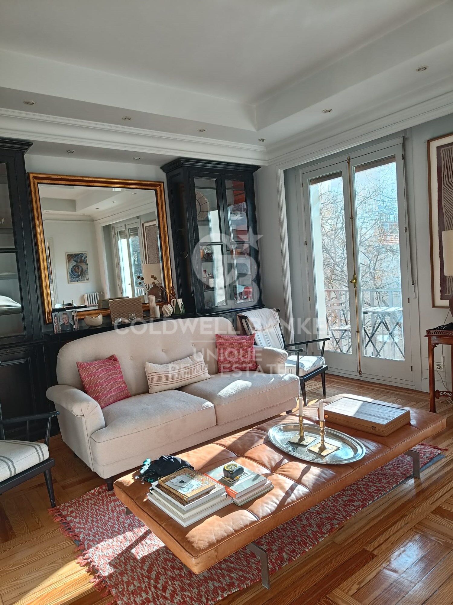 Exterior three-bedroom apartment in Recoletos, Madrid