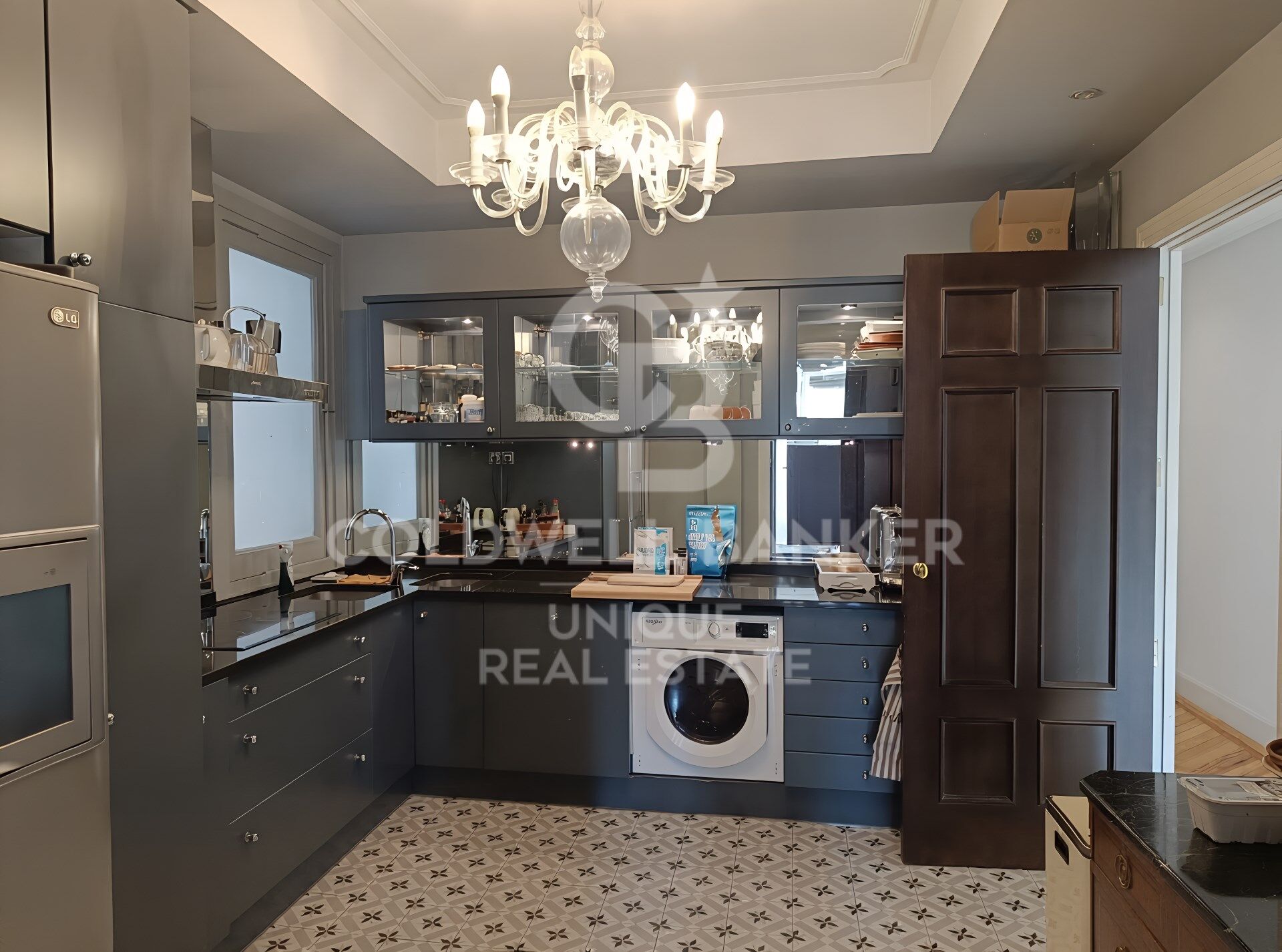 Exterior three-bedroom apartment in Recoletos, Madrid