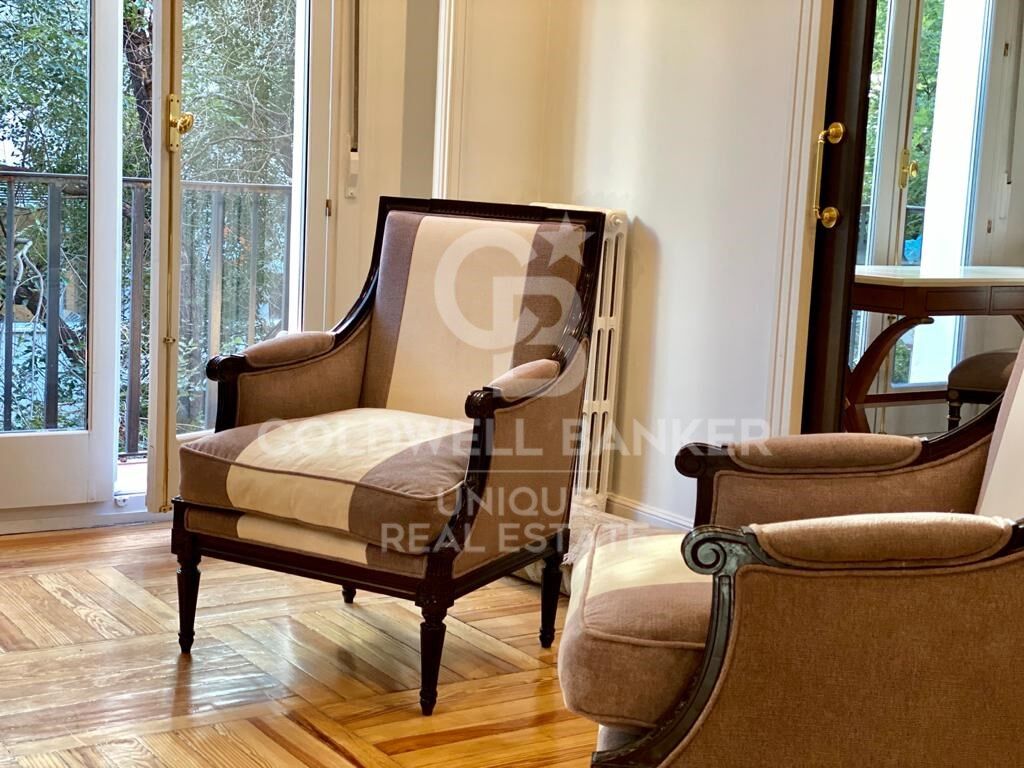 Exterior three-bedroom apartment in Recoletos, Madrid