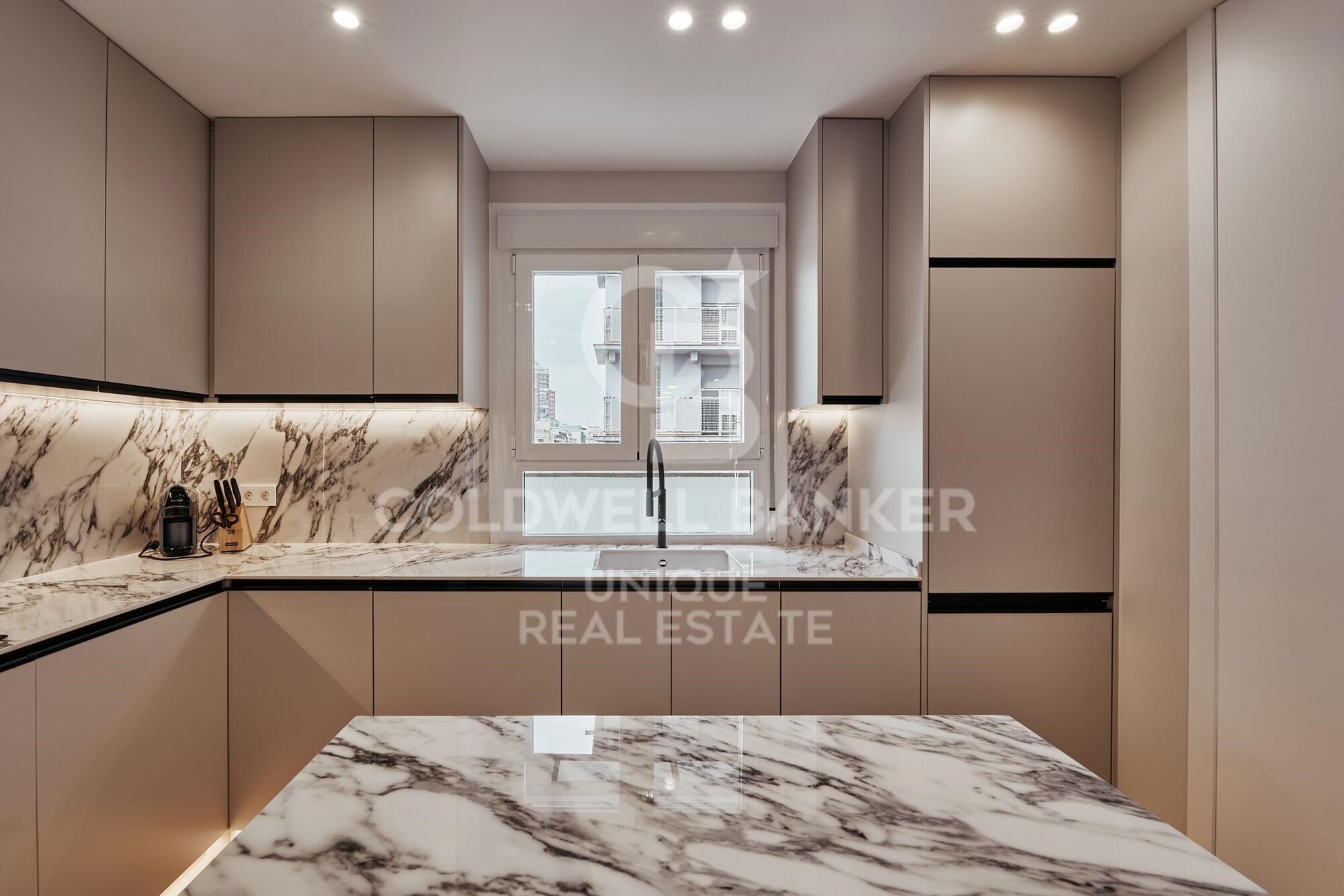 Brand new 3-bedroom flat with terrace in Lista, Madrid