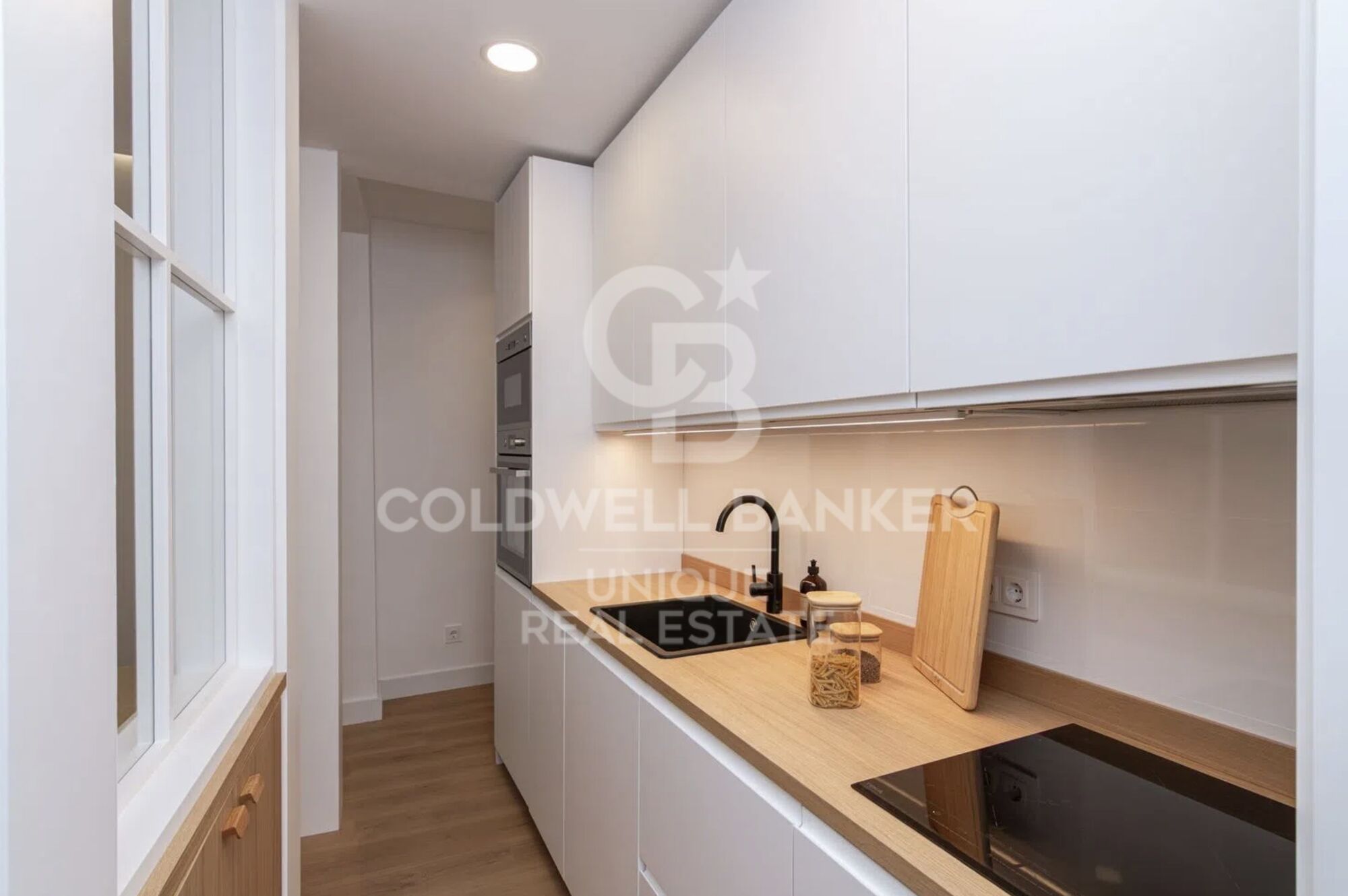 Renovated exterior flat in the centre of Madrid
