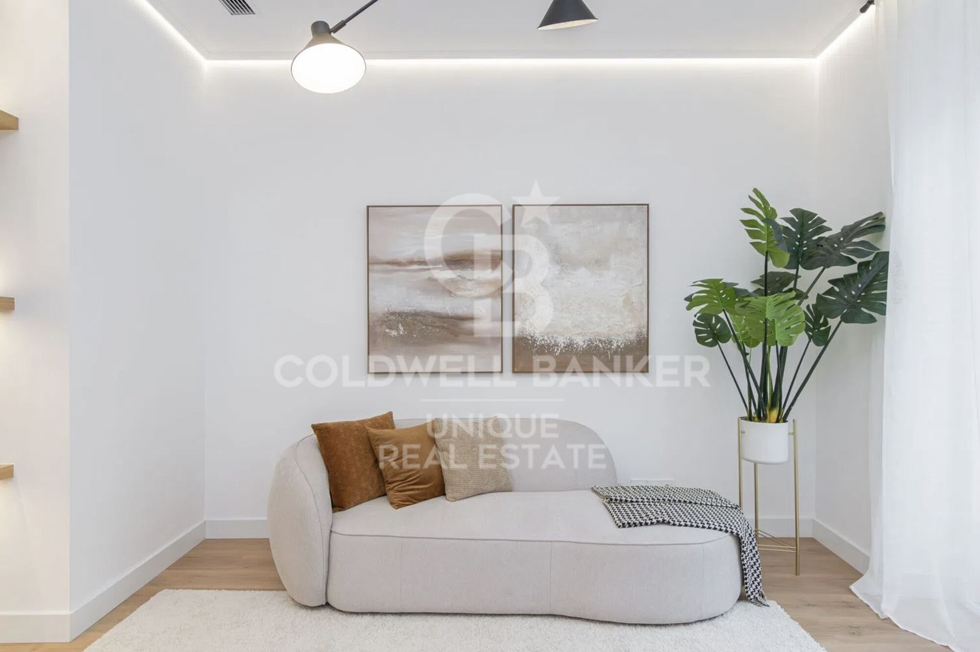 Renovated exterior flat in the centre of Madrid