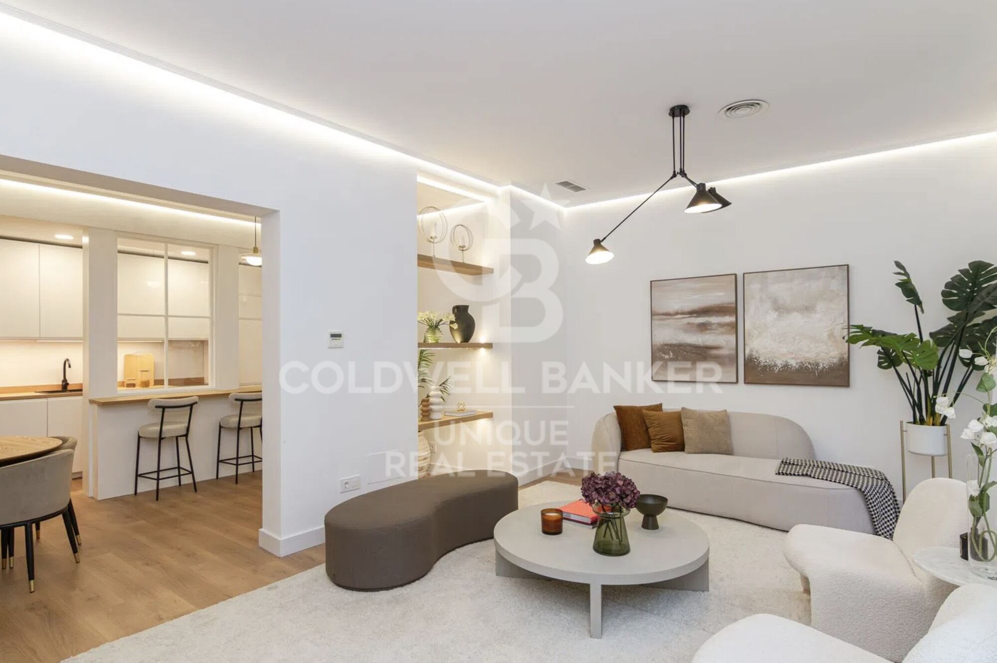 Renovated exterior flat in the centre of Madrid