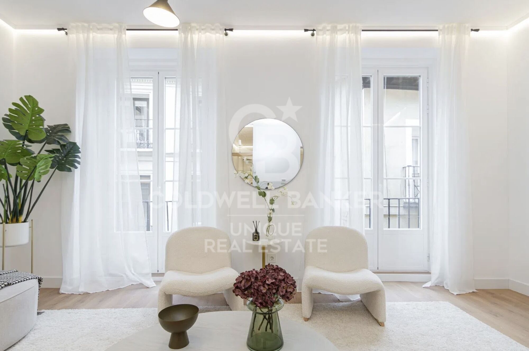 Renovated exterior flat in the centre of Madrid