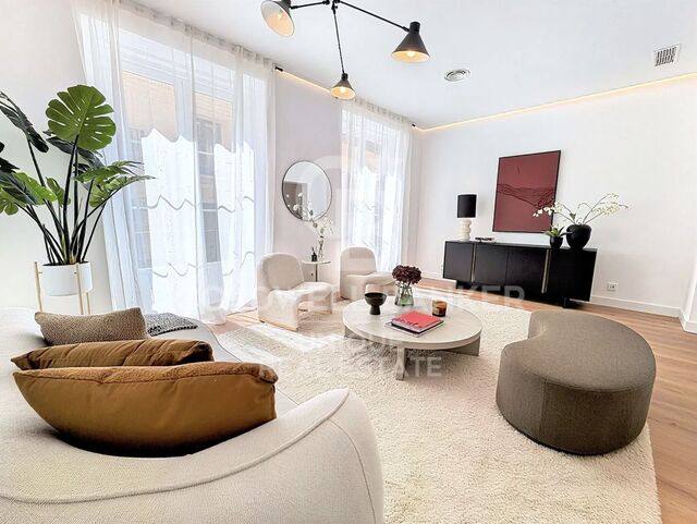 Renovated exterior flat in the centre of Madrid