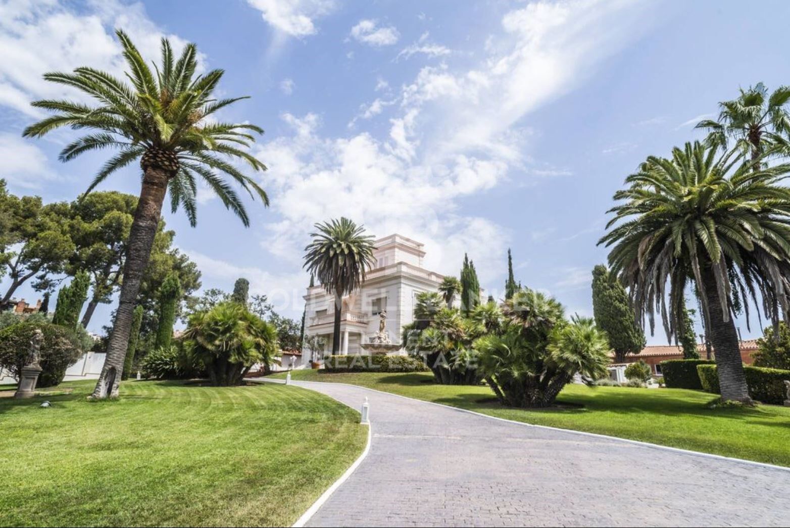 Villa 9 Bedrooms Sale Esplugues de Llobregat