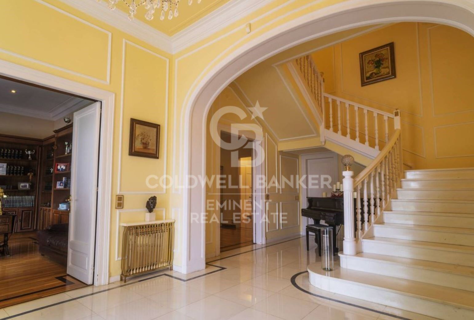 Villa 9 Bedrooms Sale Esplugues de Llobregat